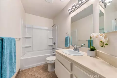 Bath - 623 Alder, Walnut, CA 91789 photo 4 of 4