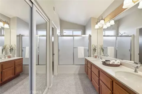 Bath - 6352 Wellesley Ct, Chino, CA 91710 photo 2 of 2