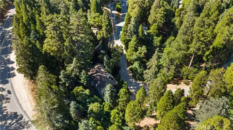 View/Area - 24599 Geneva, Crestline, CA 92325 photo 3 of 4