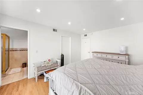 Bedroom - 1121 E Wilson, Glendale, CA 91206 photo 3 of 3