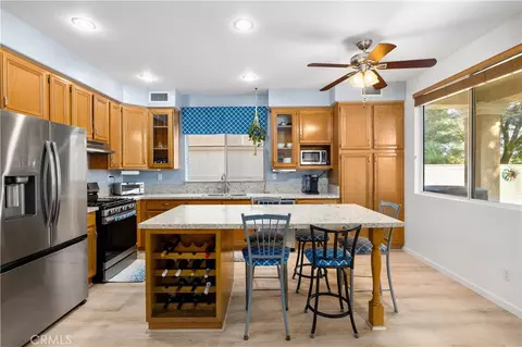 Kitchen - 1476 Augusta Dr, Upland, CA 91786 photo 4 of 6