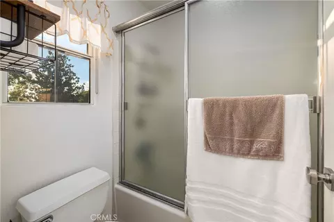 Bath - 1476 Augusta Dr, Upland, CA 91786 photo 7 of 7