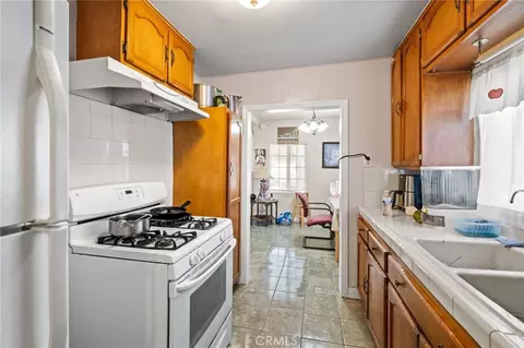 Kitchen - 6526 San Miguel, Paramount, CA 90723 photo 2 of 2