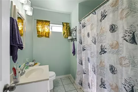 Bath - 6526 San Miguel, Paramount, CA 90723 photo 1 of 2