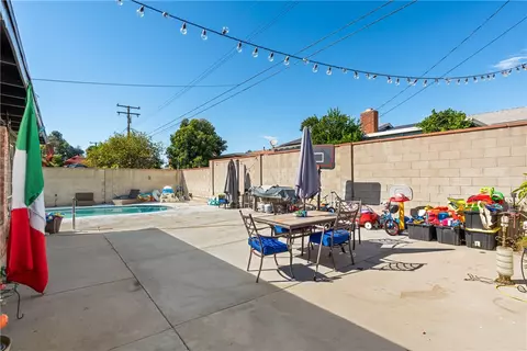 Exterior - 1234 W Vesta St, Ontario, CA 91762 photo 4 of 10