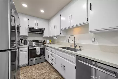 Kitchen - 306 Calico Ct, Brea, CA 92821 photo 2 of 2