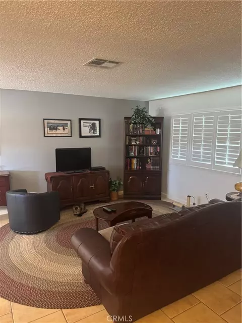 Living - 6771 Alpine Ave, Twentynine Palms, CA 92277 photo 1 of 1