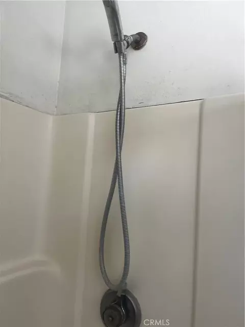 17821 Capri, Hesperia, CA 92345 photo 7