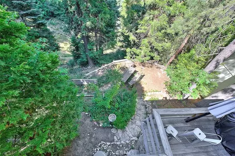 Exterior - 680 Buckingham, Skyforest, CA 92385 photo 4 of 24