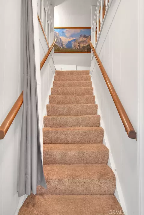 Entry Way - 680 Buckingham, Skyforest, CA 92385 photo 6 of 6