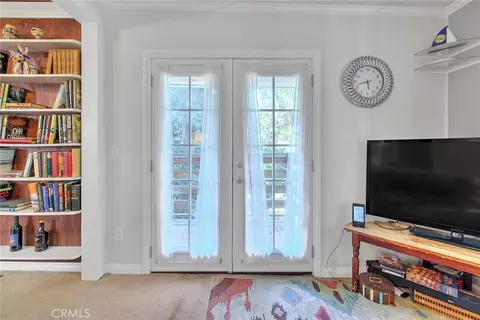 Entry Way - 680 Buckingham, Skyforest, CA 92385 photo 1 of 6