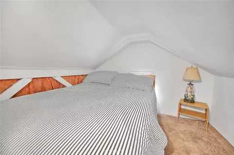 Bedroom - 680 Buckingham, Skyforest, CA 92385 photo 10 of 11