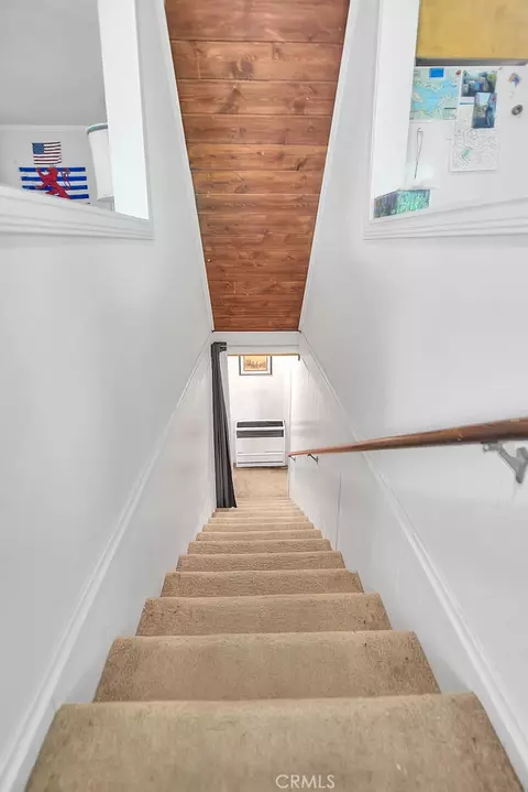 Entry Way - 680 Buckingham, Skyforest, CA 92385 photo 2 of 6