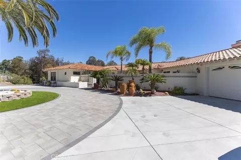 Exterior - 43350 San Fermin Pl, Temecula, CA 92592 photo 2 of 13