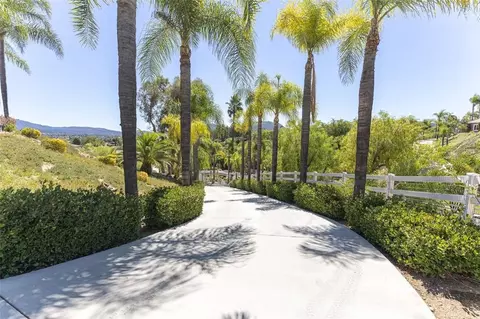 Exterior - 43350 San Fermin Pl, Temecula, CA 92592 photo 11 of 13