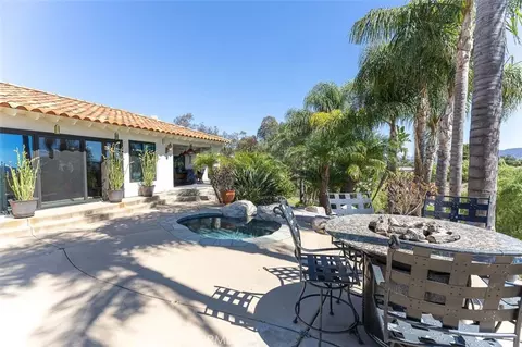 Exterior - 43350 San Fermin Pl, Temecula, CA 92592 photo 4 of 13