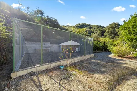 Exterior - 14285 Club View Dr, Lytle Creek, CA 92358 photo 7 of 8