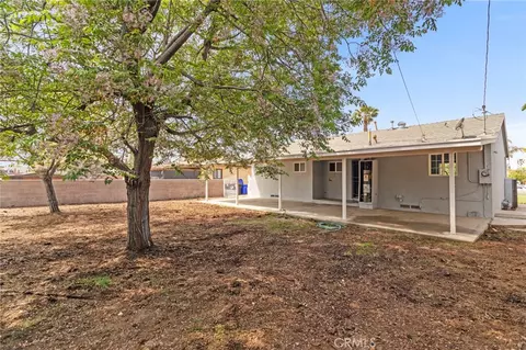 Exterior - 7877 Kempster, Fontana, CA 92336 photo 4 of 6