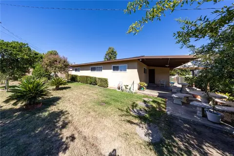 Exterior - 824 E I St, Ontario, CA 91764 photo 10 of 10
