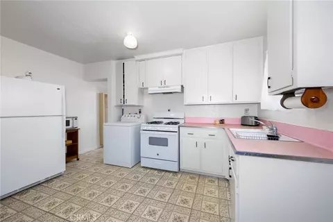 Kitchen - 824 E I St, Ontario, CA 91764 photo 2 of 2