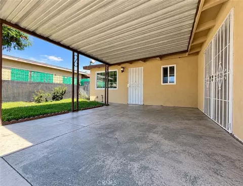 Exterior - 1452 Holly Ave, Colton, CA 92324 photo 1 of 7
