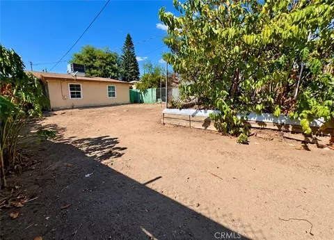 Exterior - 1452 Holly Ave, Colton, CA 92324 photo 7 of 7