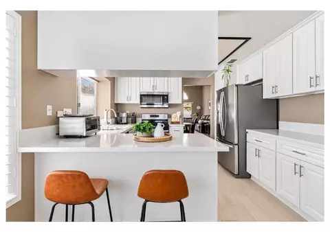 Kitchen - 15085 Primrose Ct, Fontana, CA 92336 photo 1 of 4