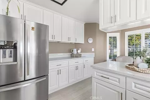 Kitchen - 15085 Primrose Ct, Fontana, CA 92336 photo 3 of 4