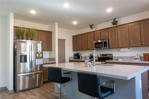 Kitchen - 5123 Eureka Ave, Banning, CA 92220 photo 2 of 2