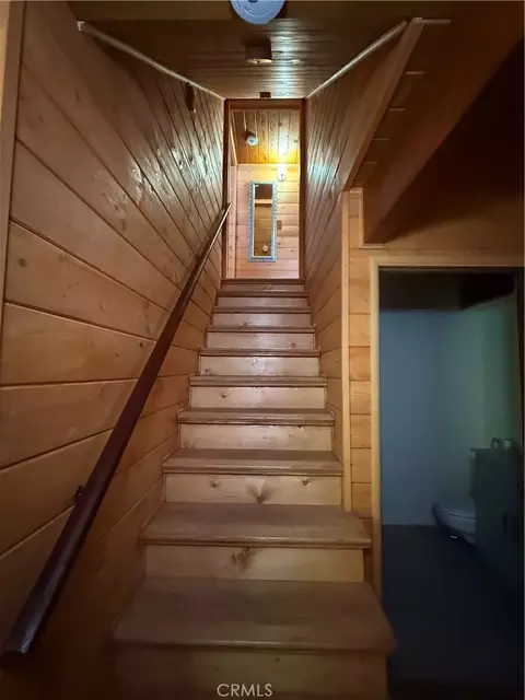 Entry Way - 23764 Zuger Dr, Crestline, CA 92325 photo 1 of 1