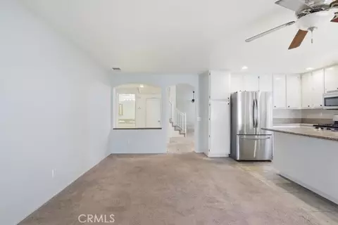 Living - 6005 Eagle Trce, Banning, CA 92220 photo 3 of 4