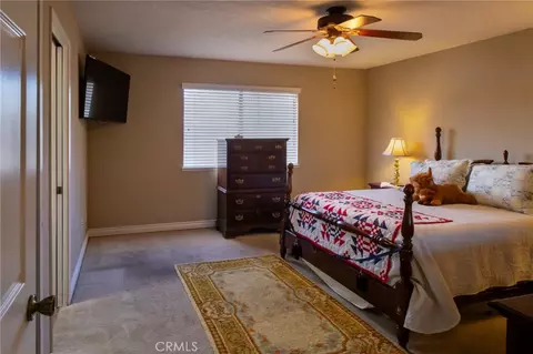 Bedroom - 7728 Oakwood, Hesperia, CA 92345 photo 6 of 10