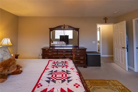 Bedroom - 7728 Oakwood, Hesperia, CA 92345 photo 10 of 10