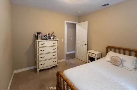 Bedroom - 7728 Oakwood, Hesperia, CA 92345 photo 3 of 10