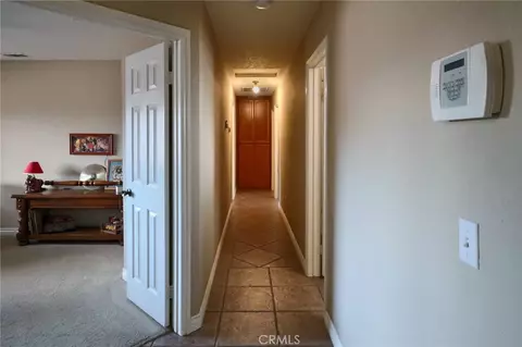 Entry Way - 7728 Oakwood, Hesperia, CA 92345 photo 2 of 5