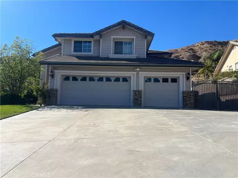 29617 Mammoth, Canyon Country, CA 91387