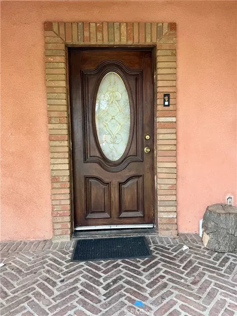 Entry Way - 7362 Lionel, Paramount, CA 90723 photo 1 of 1