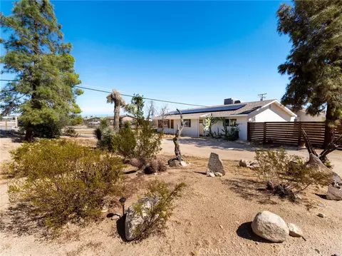 Exterior - 4883 Avenida La Candela, Joshua Tree, CA 92252 photo 3 of 16
