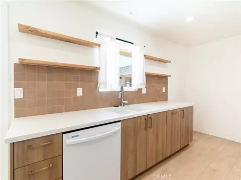 Kitchen - 4883 Avenida La Candela, Joshua Tree, CA 92252 photo 3 of 6