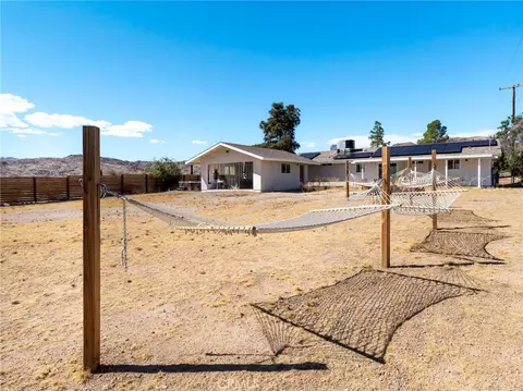 Exterior - 4883 Avenida La Candela, Joshua Tree, CA 92252 photo 12 of 16