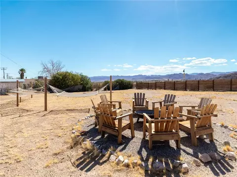 Exterior - 4883 Avenida La Candela, Joshua Tree, CA 92252 photo 11 of 16