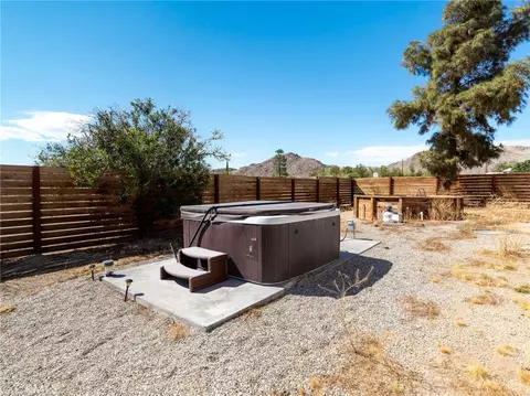 Exterior - 4883 Avenida La Candela, Joshua Tree, CA 92252 photo 10 of 16