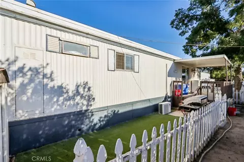 Exterior - 25260 Antelope, Romoland, CA 92585 photo 4 of 7