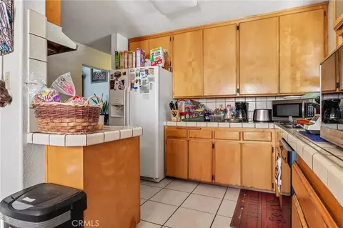 Kitchen - 25260 Antelope, Romoland, CA 92585 photo 2 of 5
