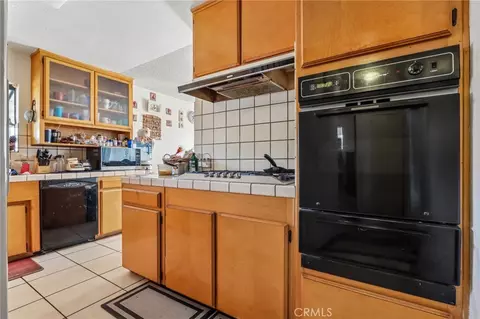 Kitchen - 25260 Antelope, Romoland, CA 92585 photo 1 of 5