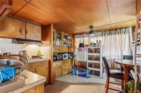 Kitchen - 25260 Antelope, Romoland, CA 92585 photo 5 of 5