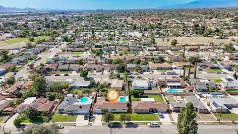 View/Area - 9826 Larch Ave, Bloomington, CA 92316 photo 7 of 9