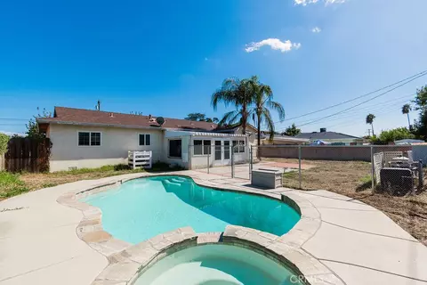 Exterior - 9826 Larch Ave, Bloomington, CA 92316 photo 5 of 11
