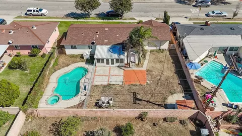 View/Area - 9826 Larch Ave, Bloomington, CA 92316 photo 3 of 9