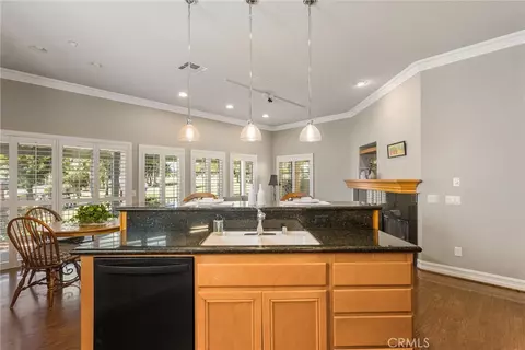 Kitchen - 1574 Upland Hills Dr N, Upland, CA 91784 photo 3 of 4